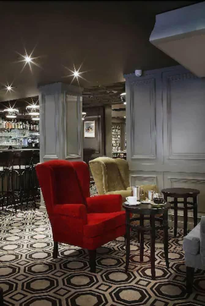 Hotel le Cinq Hyper - Centre Chambéry Buitenkant foto